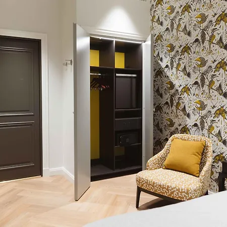 Bastian Hotel