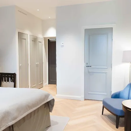 Bastian Hotel